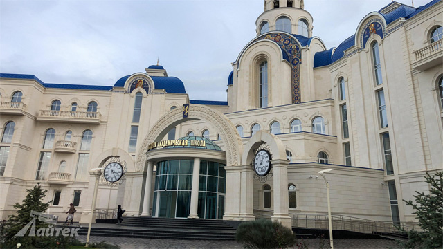  Концерт-хол Міжнародної академічної школи «Одеса» – інсталяція від компанії Лайтек 